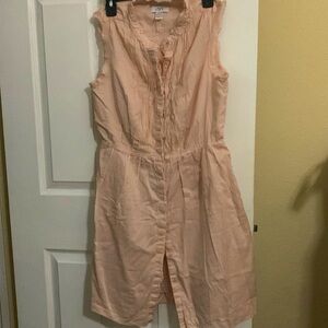 Pretty dress but didn’t fit! Loft size 8